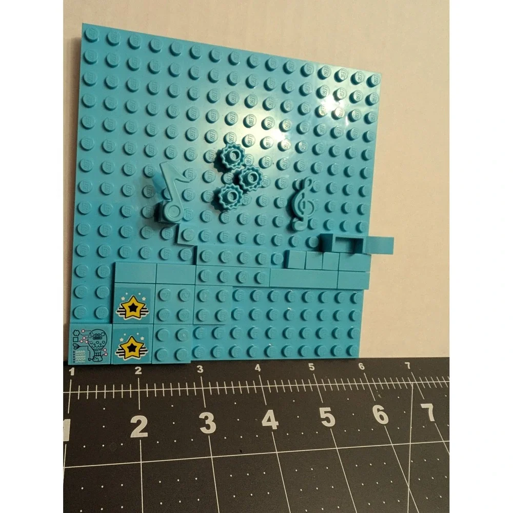 Lego‎ Turquoise Blue Plate music notes flower base 25 pieces misc replacement
